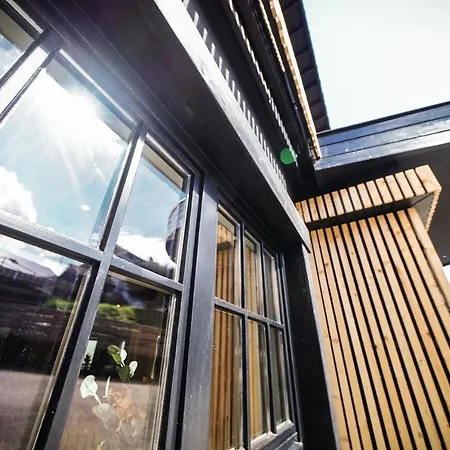 Luxus Mit 23 Zimmern Und 19 Baedern Und Villa