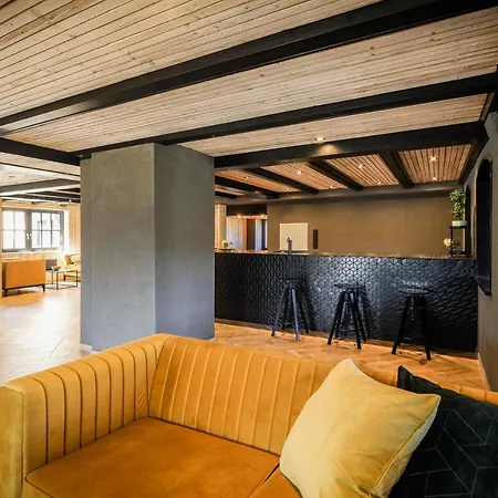 Luxus Mit 23 Zimmern Und 19 Baedern Und