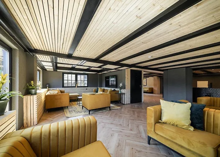 Luxus Mit 23 Zimmern Und 19 Baedern Und