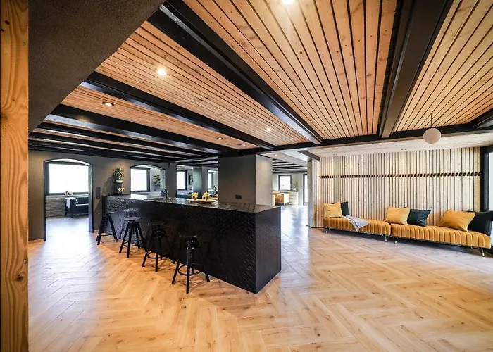 Luxus Mit 23 Zimmern Und 19 Baedern Und Вилла *