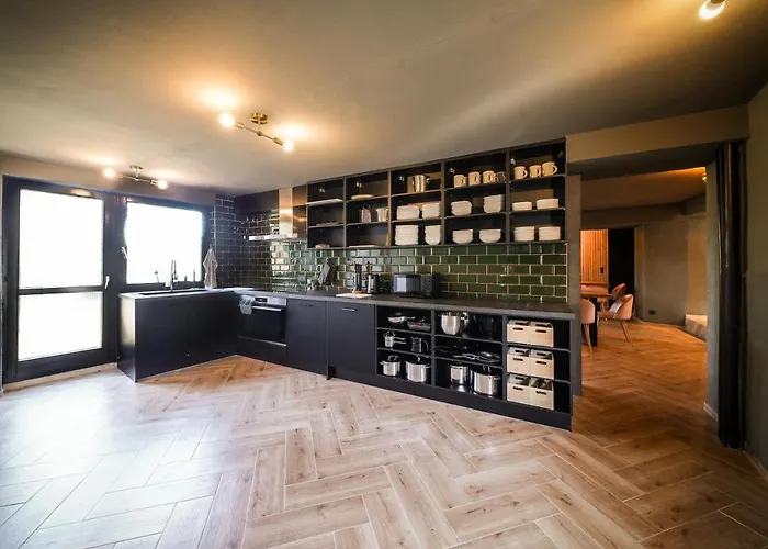 Luxus Mit 23 Zimmern Und 19 Baedern Und Вилла