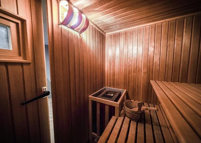 Вилла Luxus Mit 23 Zimmern Und 19 Baedern Und Байрсброн