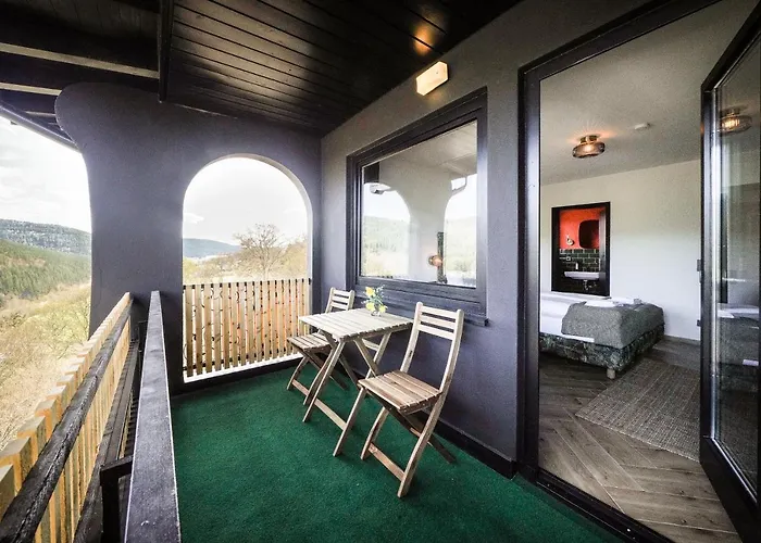 Luxus Mit 23 Zimmern Und 19 Baedern Und