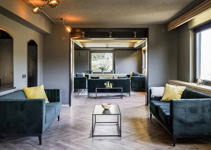 Luxus Mit 23 Zimmern Und 19 Baedern Und Вилла