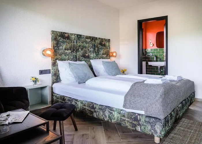 Luxus Mit 23 Zimmern Und 19 Baedern Und Вилла Байрсброн