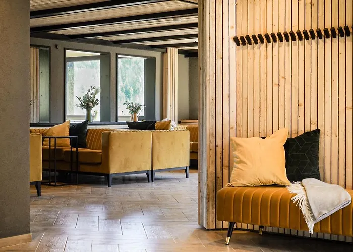 Luxus Mit 23 Zimmern Und 19 Baedern Und Байрсброн