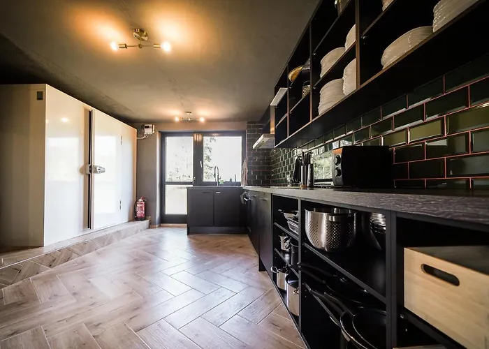 Вилла Luxus Mit 23 Zimmern Und 19 Baedern Und *