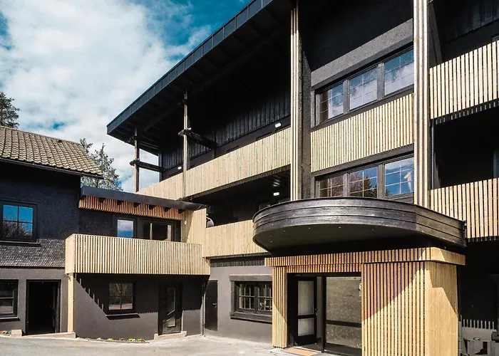 Luxus Mit 23 Zimmern Und 19 Baedern Und *